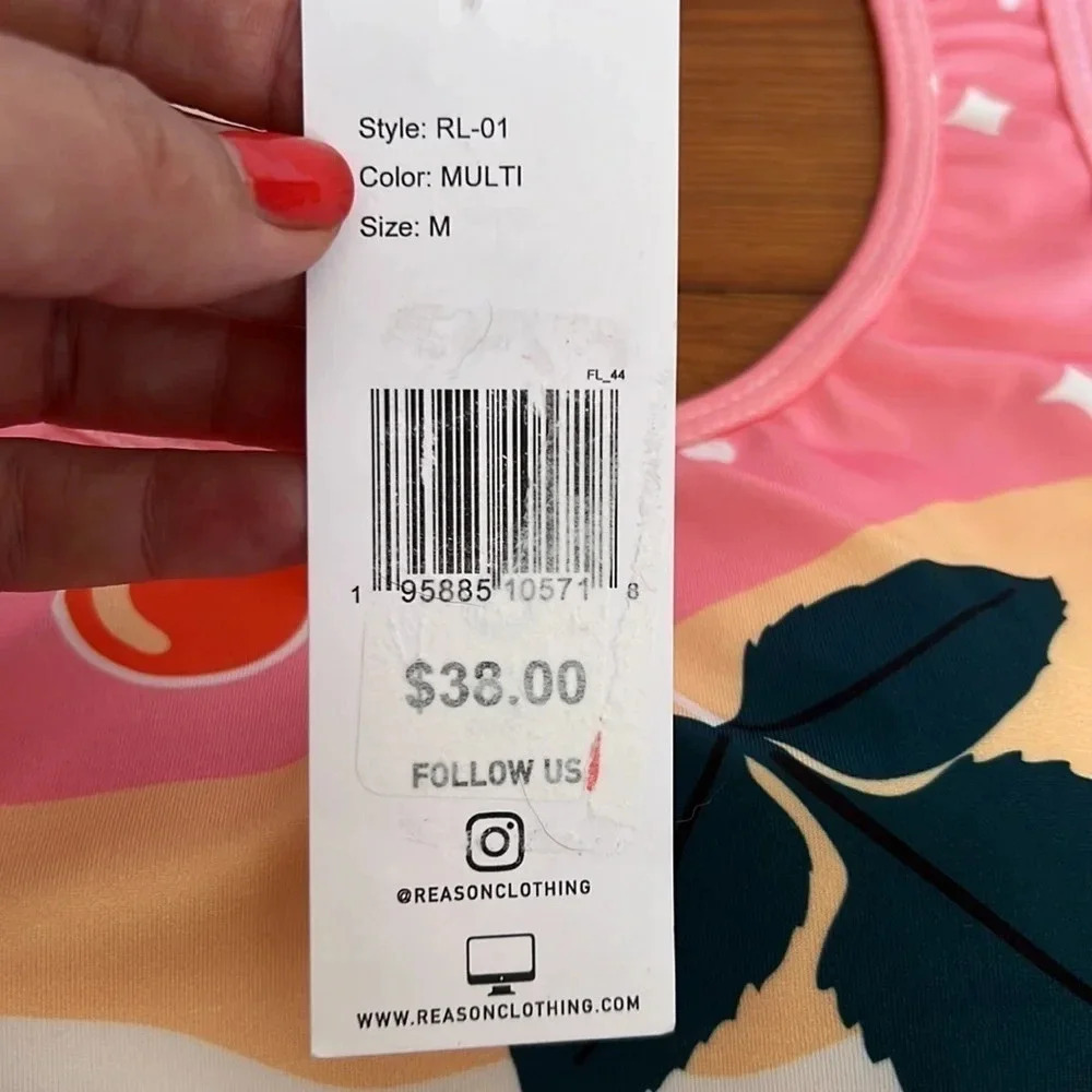 REASON Sports Bra - Picture 7 of 7